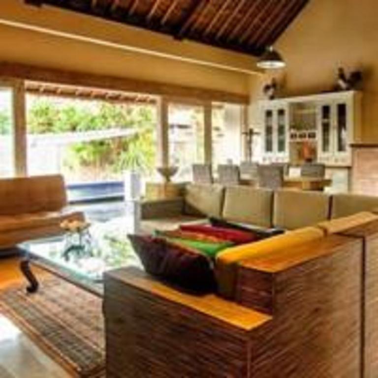 Bamboo Moon Villas Sanur Exterior foto