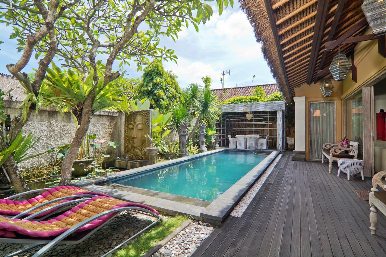 Bamboo Moon Villas Sanur Exterior foto