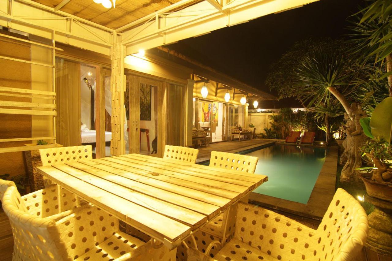 Bamboo Moon Villas Sanur Exterior foto