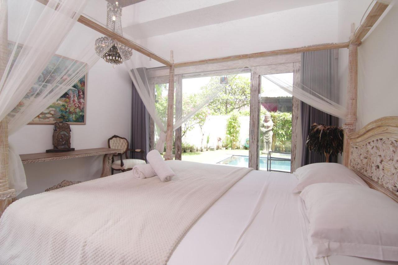 Bamboo Moon Villas Sanur Exterior foto