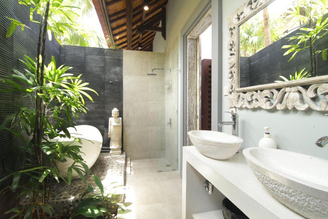 Bamboo Moon Villas Sanur Exterior foto